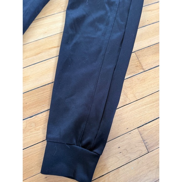 Lululemon black jogger pants athleisure - Picture 6 of 9